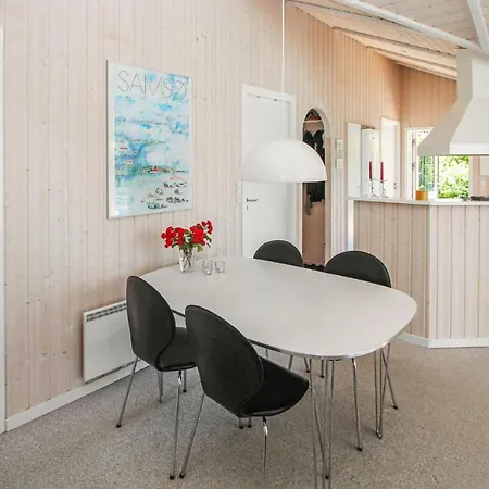 In Sams With 3 Bedrooms And Wifi * Onsbjerg